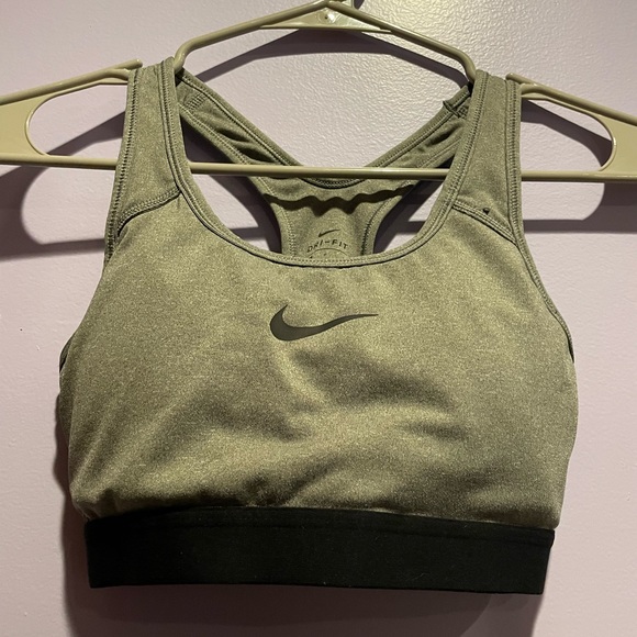 Nike Dry Fit Women’s small sports bra grey - Picture 9 of 9